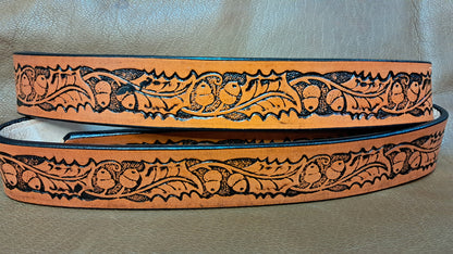 Embossed Leather Belt 1 1/2" Acorn & Leaf